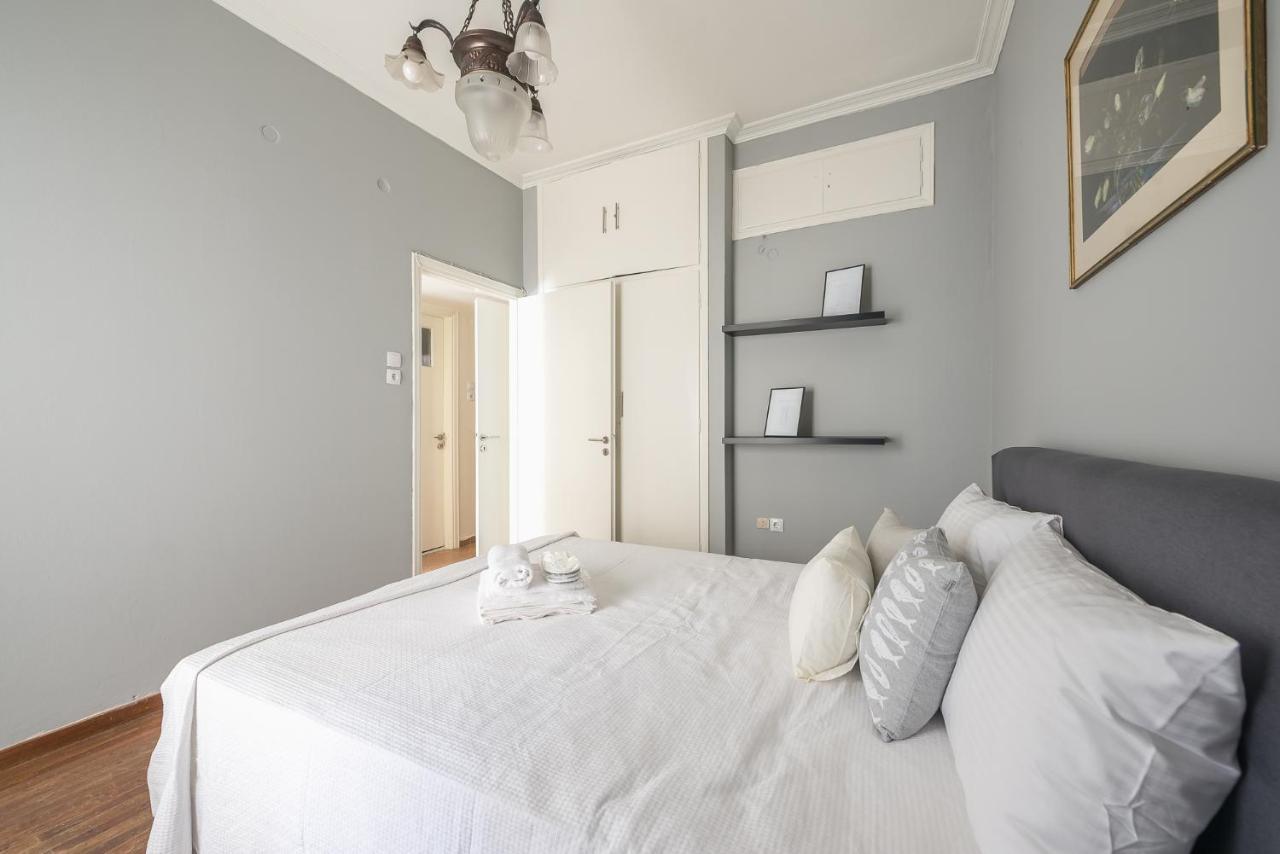 Athenean Classic Apartment At Acropolis Museum & Metro Exteriör bild